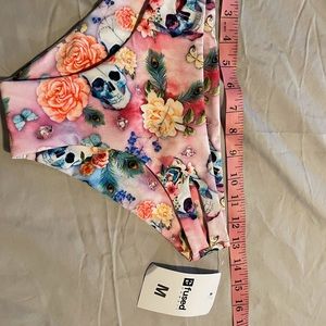 Fused Hawaii Pour Some Sugar Hamoa. NWTL.